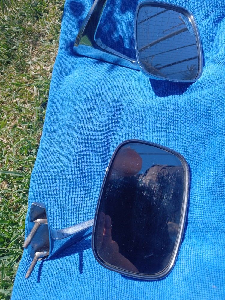Gbody 1(contact info removed) Mirrors