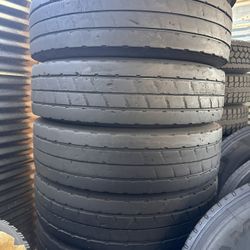 295/75/22.5 Regrooved Trailer Tires