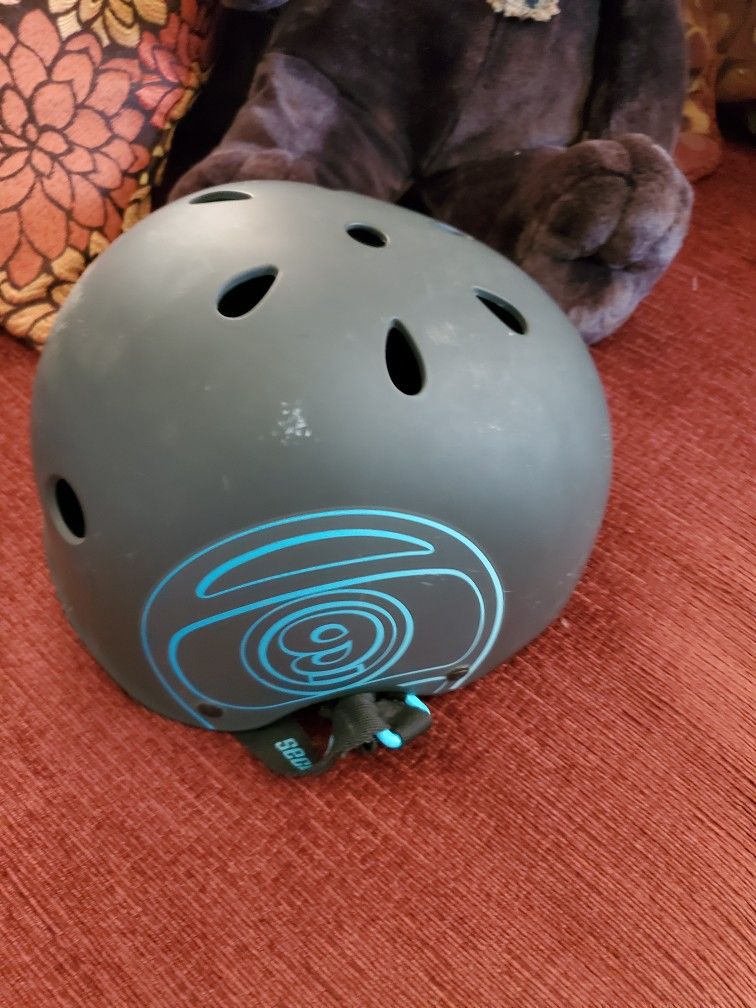 Sector 9 Helmet, Like NEW