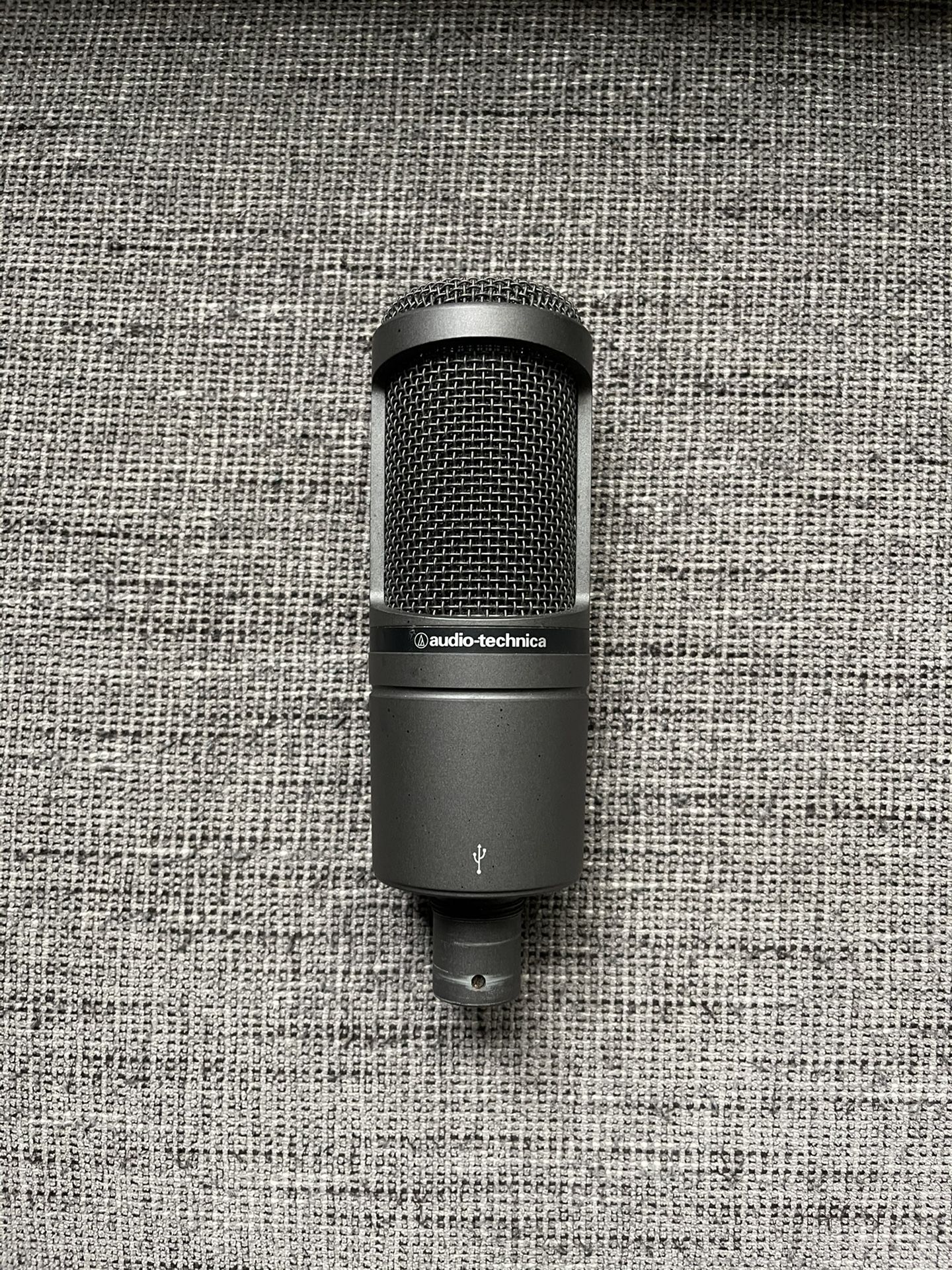 Audio Technica AT2020 