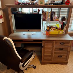 Sauder Computer Desk