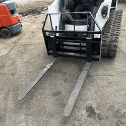 Skid Steer Fork Attachment 