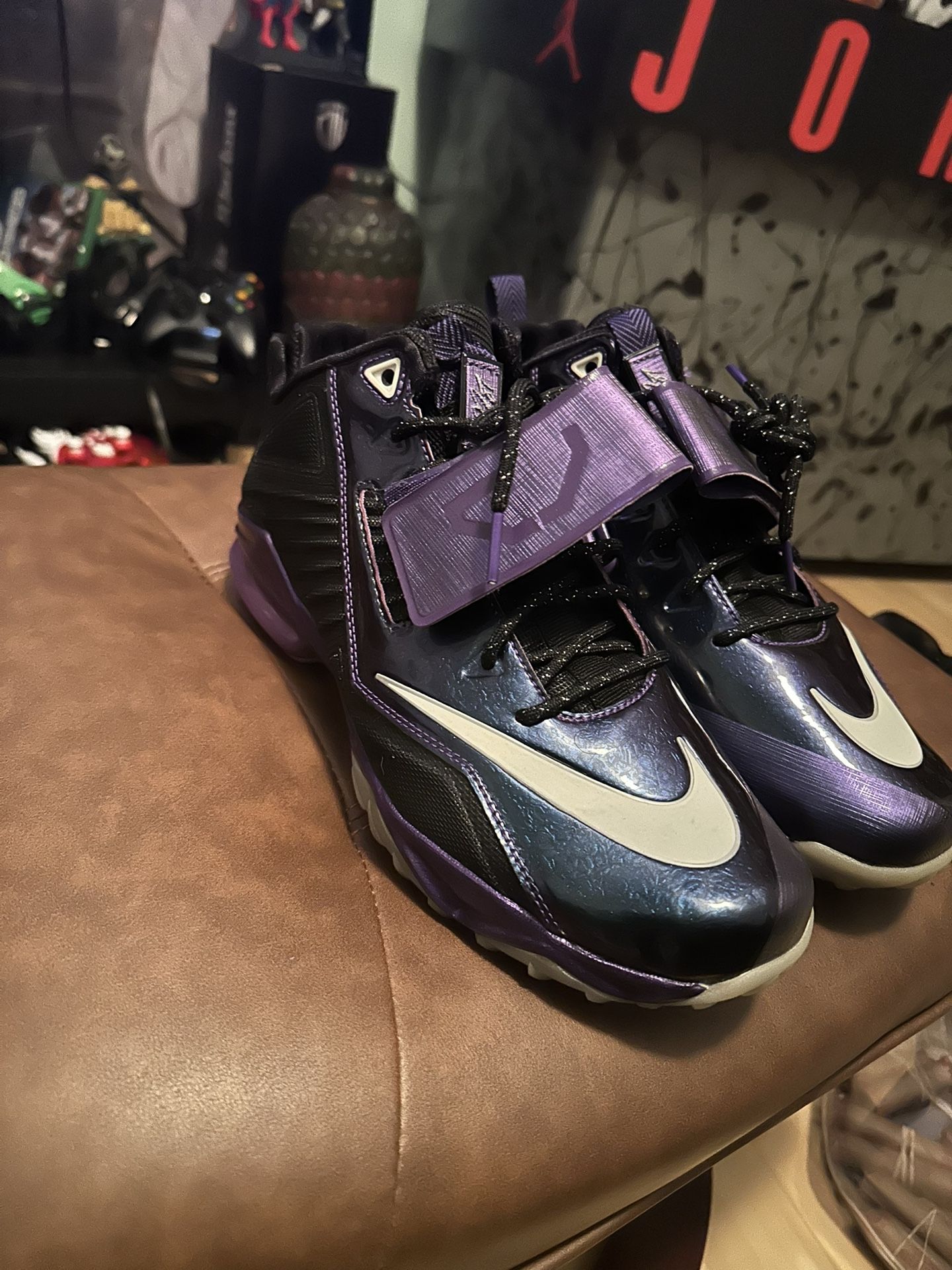 Nike CJ Trainer 2.  Men’s Size 8.5 