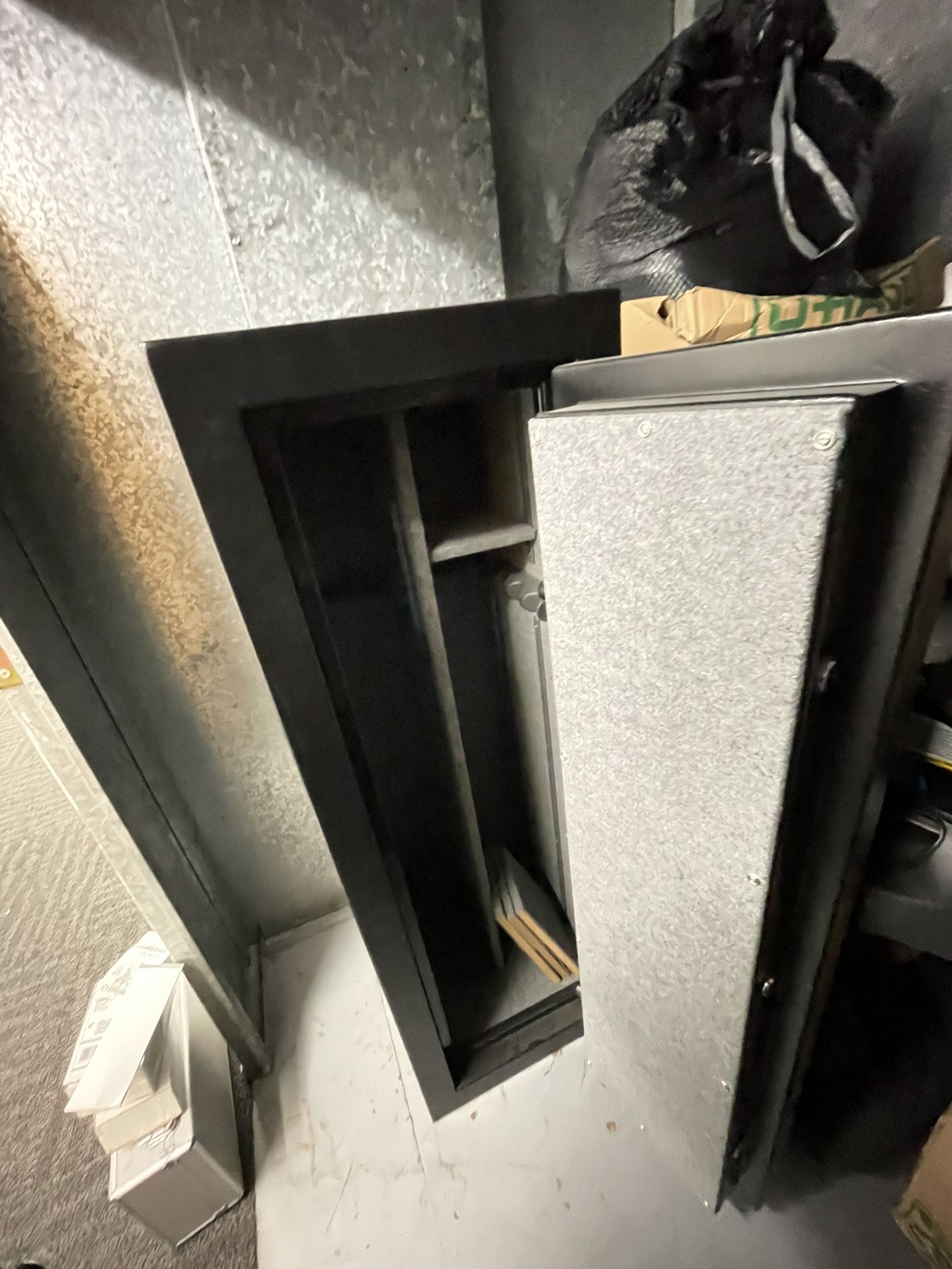 StackOn 16 Safe for Sale in Artesia, CA OfferUp