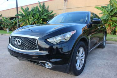 2017 INFINITI QX70