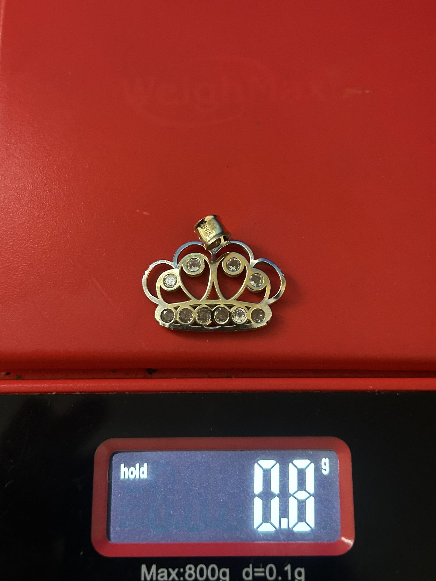 14k Crown Pendant 