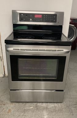 LG Electric Stove Stainless Steel  l Perfectly Very Clean  We are located at 1216 Hartford Turnpike Vernon CT