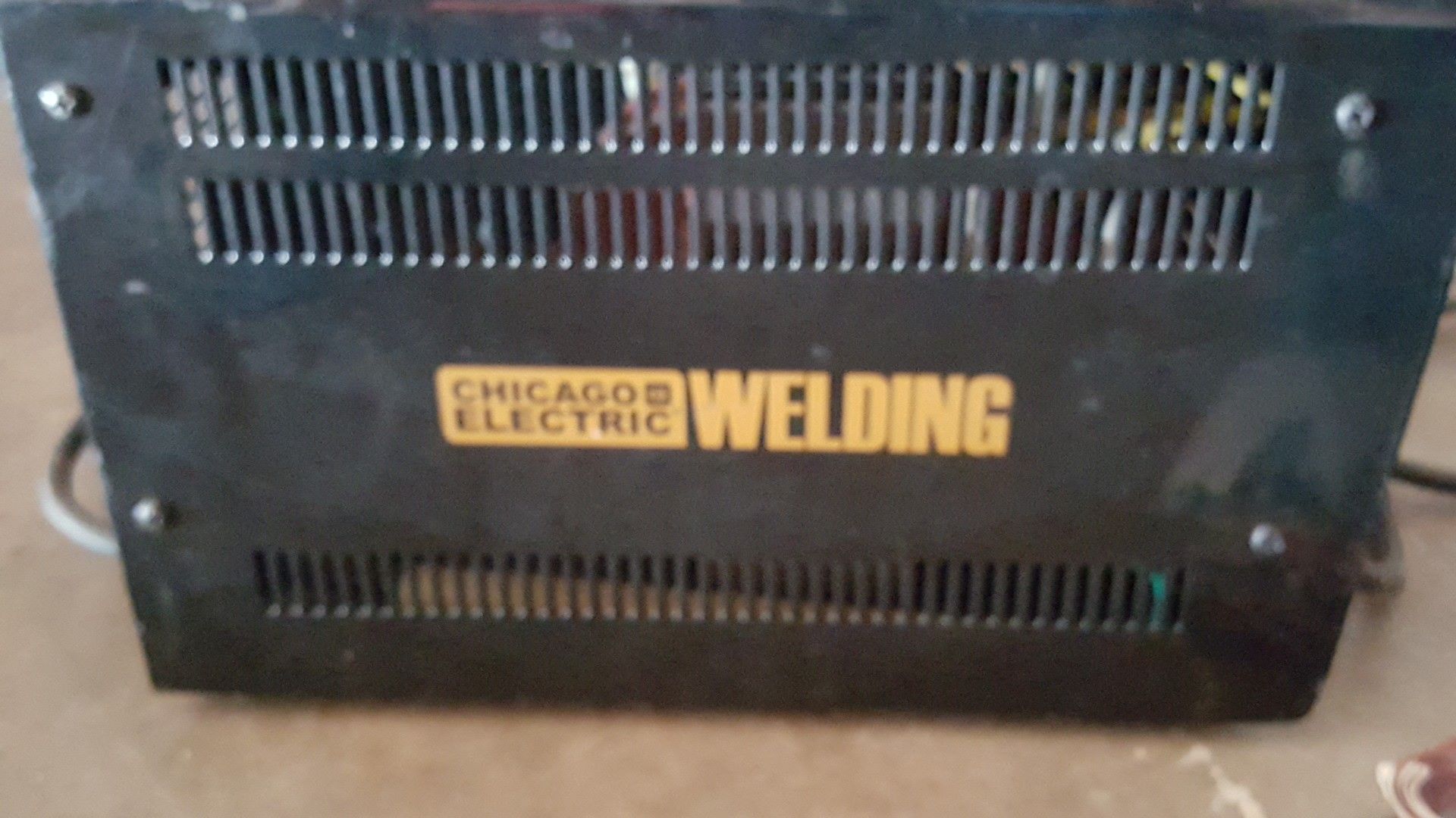 Chicago Electric welding machine 70 amps arc welder for Sale in