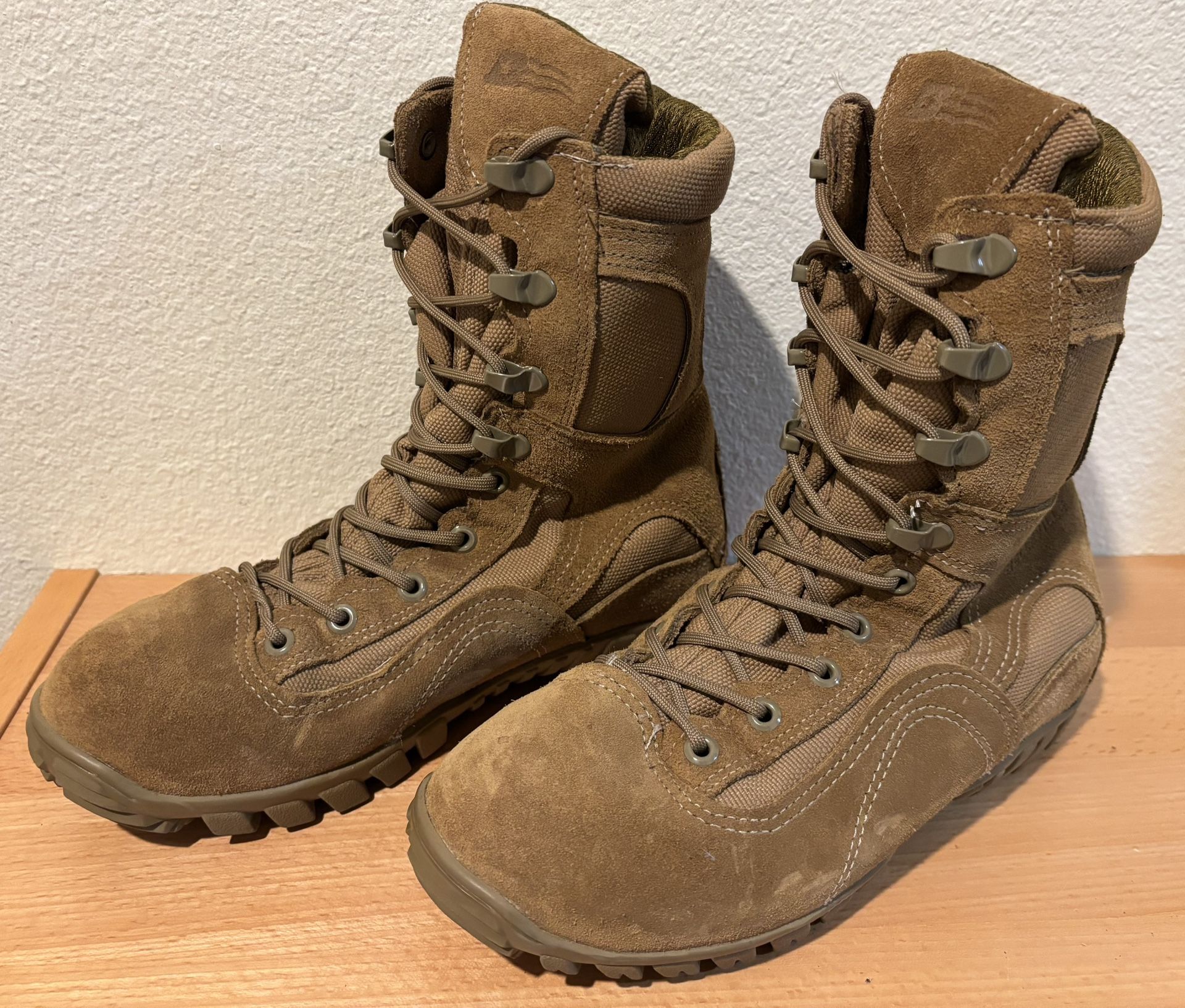 Military Surplus Belleville GoreTex Combat Boots, Size 6.5 W