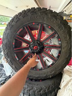 20” fuel rims with 33” nitto grappler rims