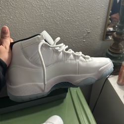 air jordan 11 legend blue 