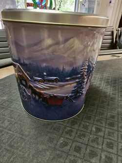 Christmas Winter Scene Aluminum Tin 