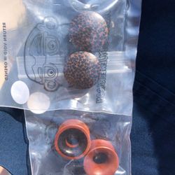 PLUGS NEW
