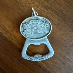 SIERRA NEVADA BREWING CHICO, CA Metal Pewter Keychain vintage