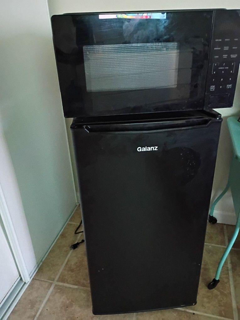 New Mini Fridge New Microwave