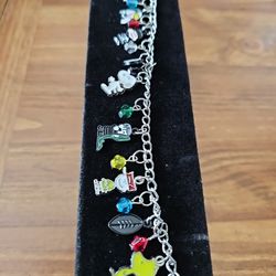 New Snoopy Charm Bracelet 