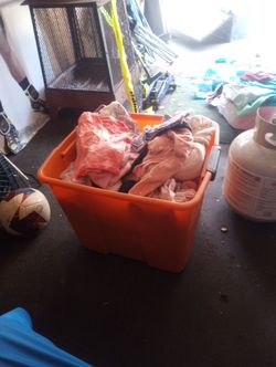 Bucket Full Of Kids Clothes. Mix.   Lil Bit Of Everything 