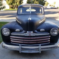 1946 ford 2 door sedan deluxe