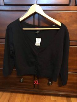 Cardigan size xl from Discovery store