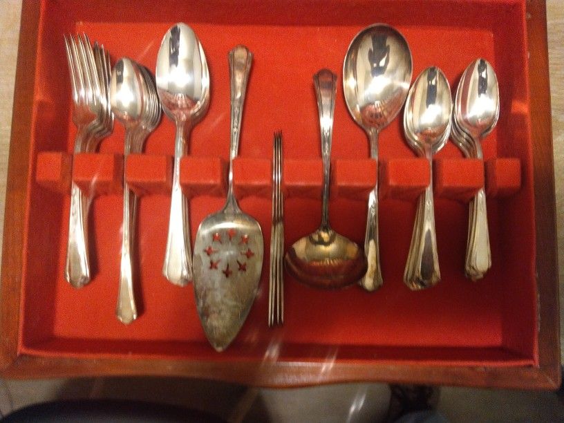 Silver Plated Valencia Silverware