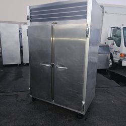Traulsen 2-door Refrigerator Get Free Local Delivery One Year Warranty