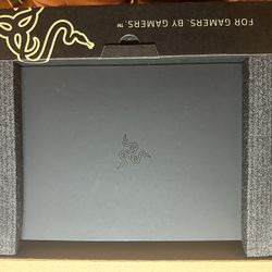 Razer Blade Stealth 13 Ultrabook Gaming Laptop