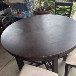 4 Seated High Dining Table