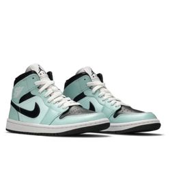 Women’s Air Jordan 1 Mid 'Aqua Black'