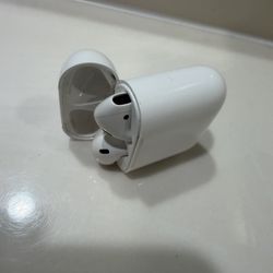 Apple AirPods 