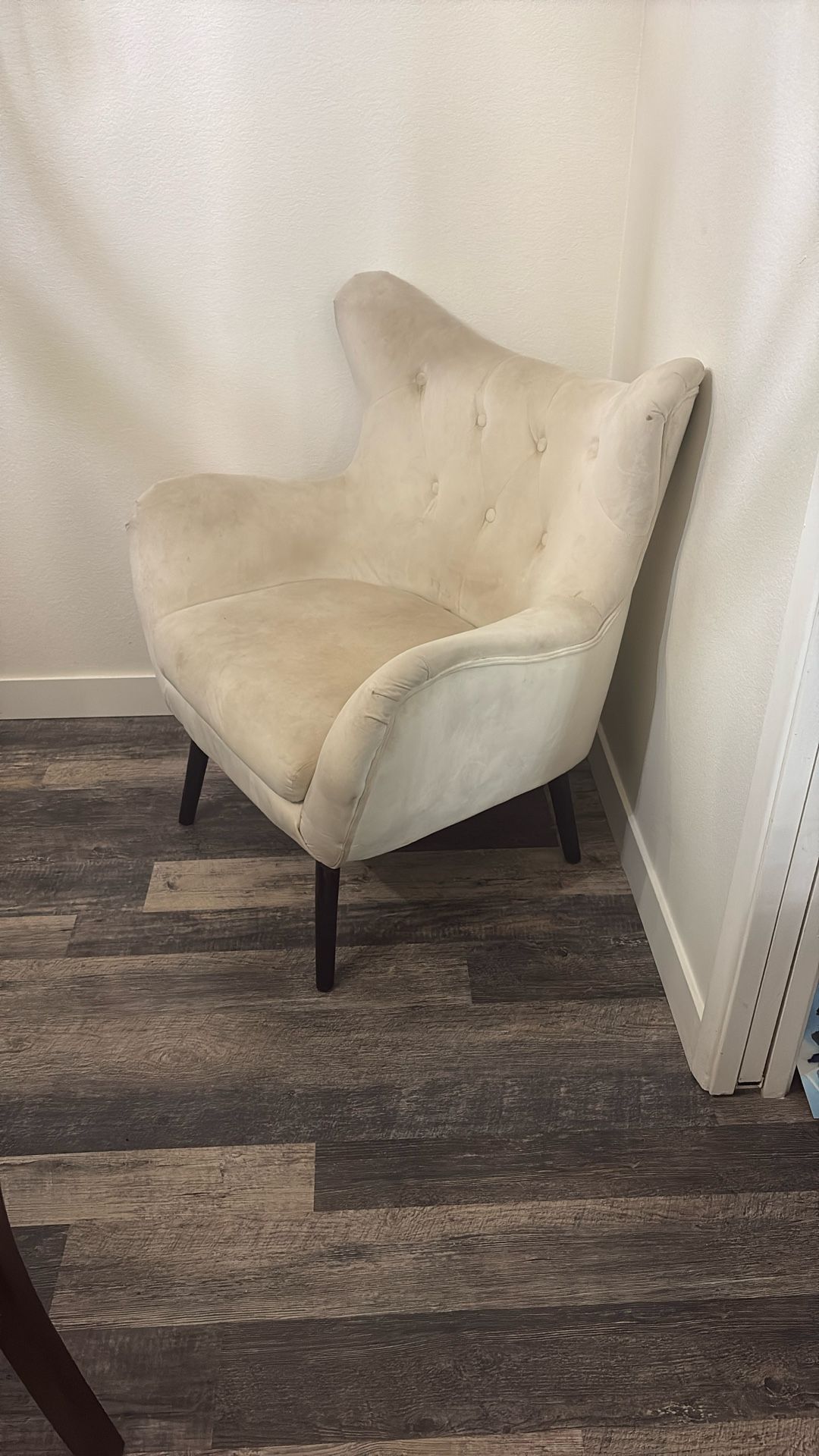 Cream Mid Century Chair 