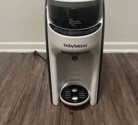 Baby Brezza Formula Maker 