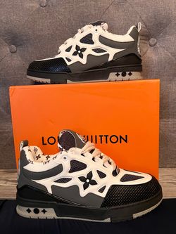 Lv stake gray and white