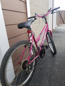 24" ladies bike