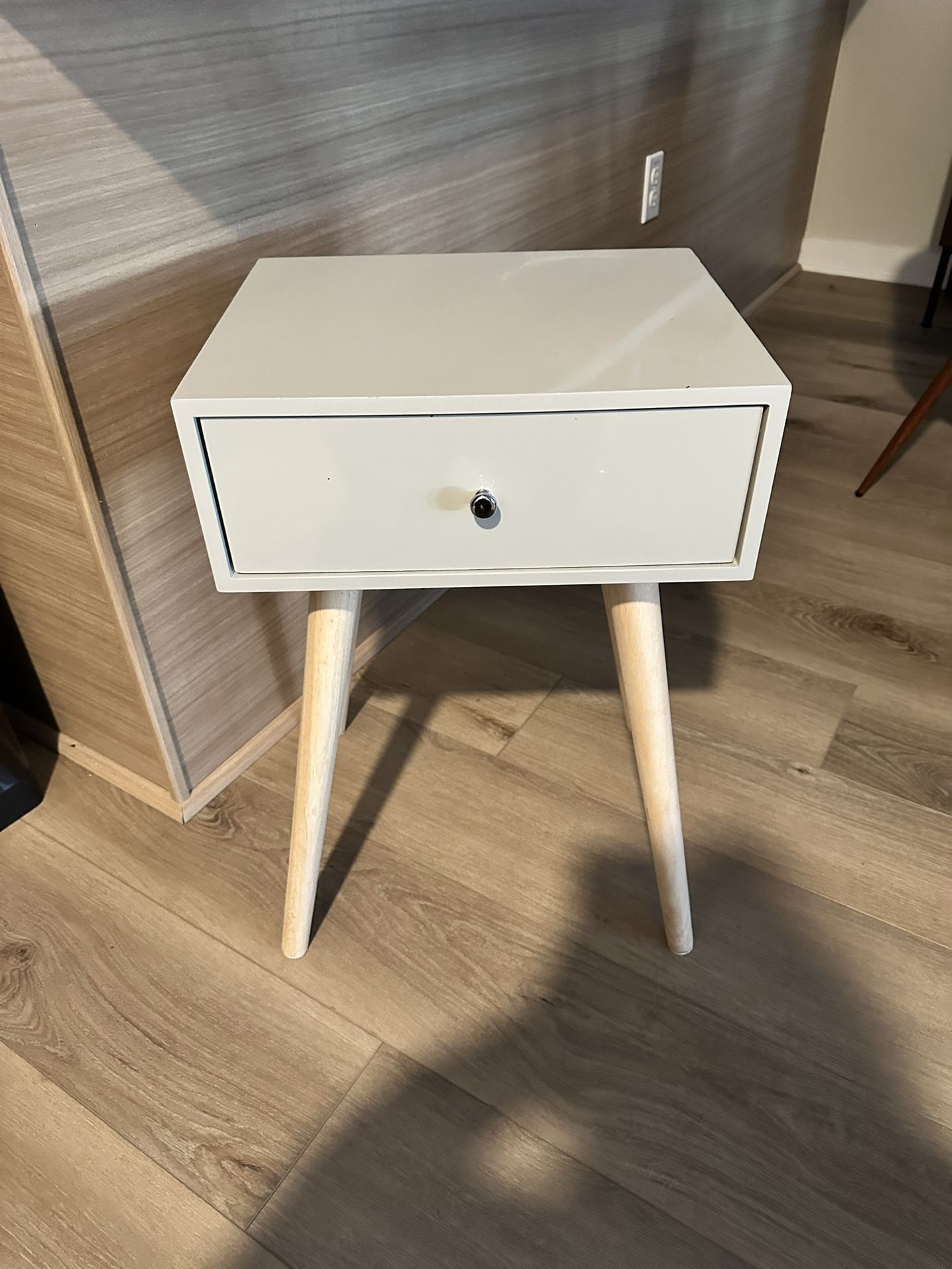 Small Mid Century Modern Nightstand