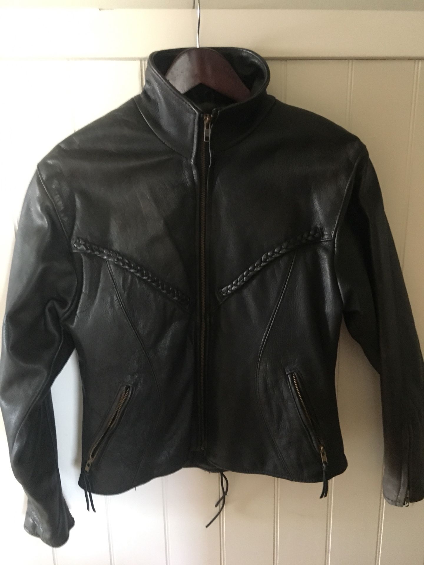 Vintage Women’s leather jacket