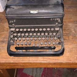 Typewriter 1940’s