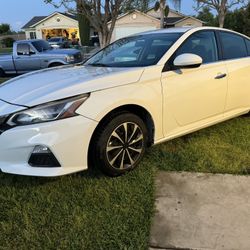 2020 Nissan Altima