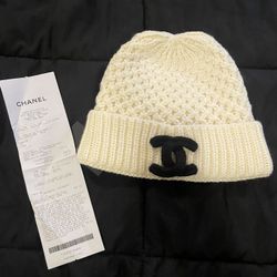 Chanel CC Logo Cream