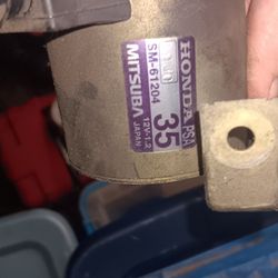 01-05 Civic starter in good condition $1obo