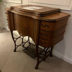 Antique Sewing Machine by FREE