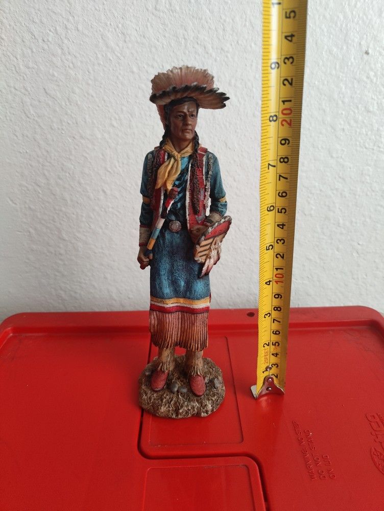 Indian Statue. Collectable.