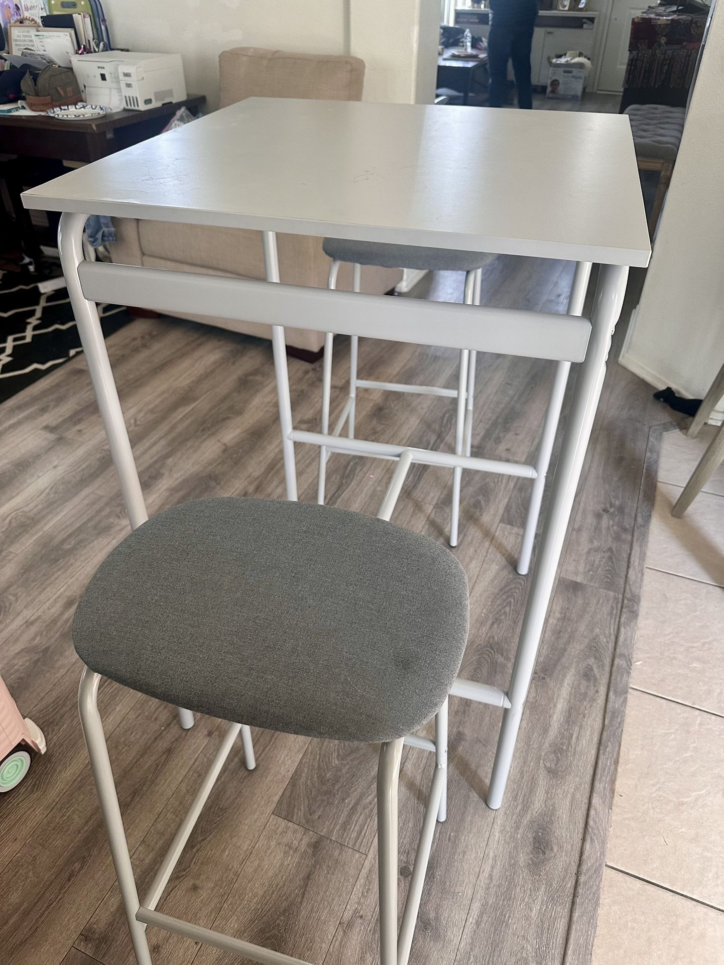 Modern High Top Table with 2 Stools