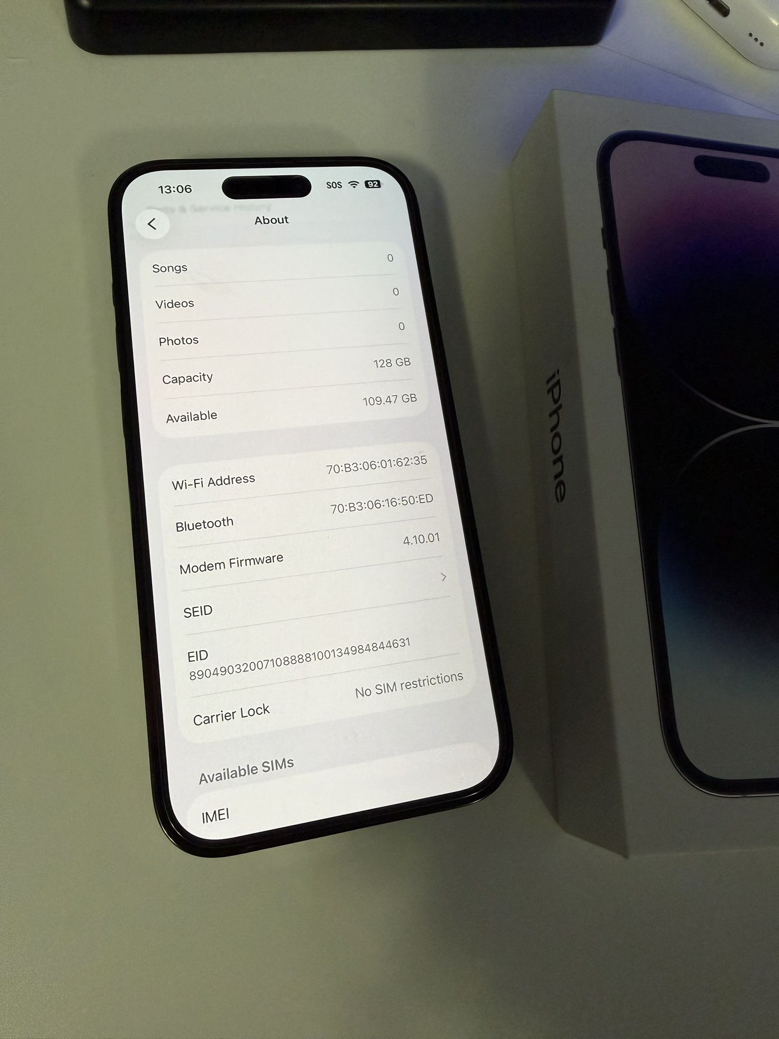 iPhone 14 Pro “Space Black” 128 GB Unlocked Excellent Condition