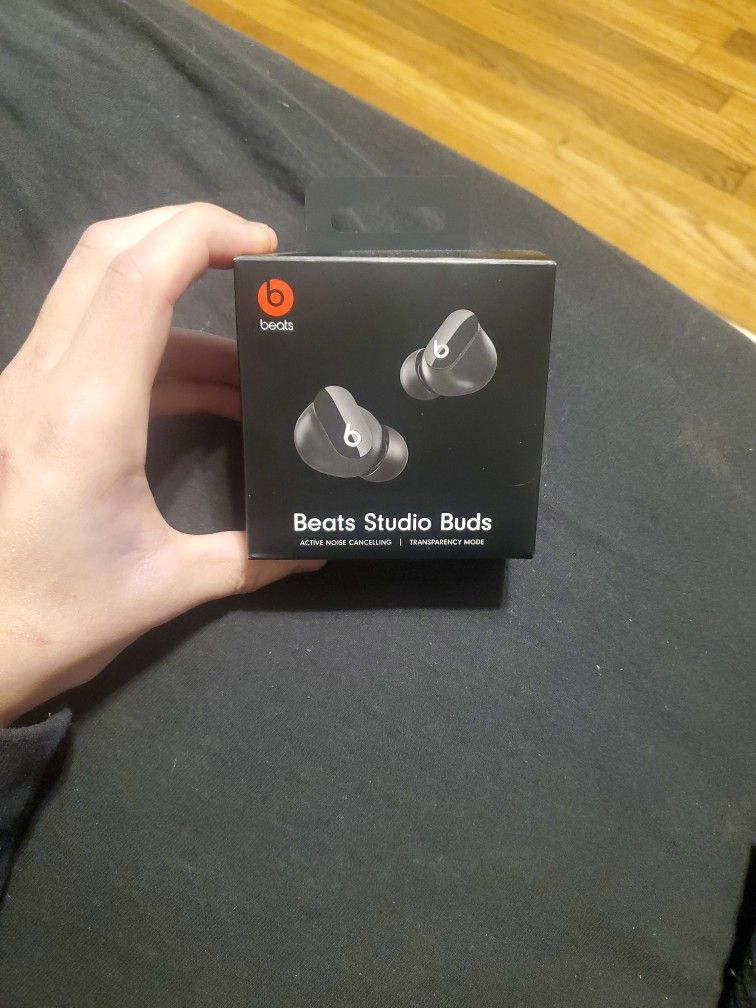 Beats Studio Buds (Wireless)