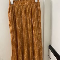 Women Exlura Skirt New with Tags