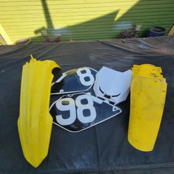 Rm 125 Plastics
