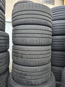(4) 225 35 18 Hankook Tires 