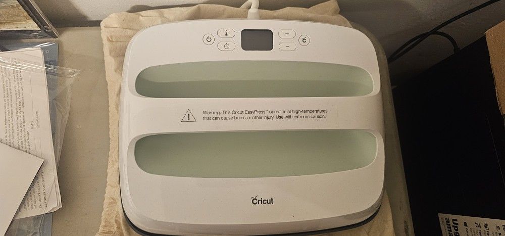 Cricut Easy Press 2 12x10