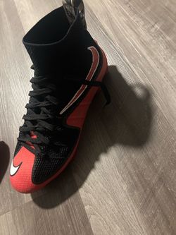 Untouchable football cleats