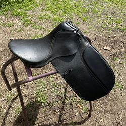 Small Dressage Saddle